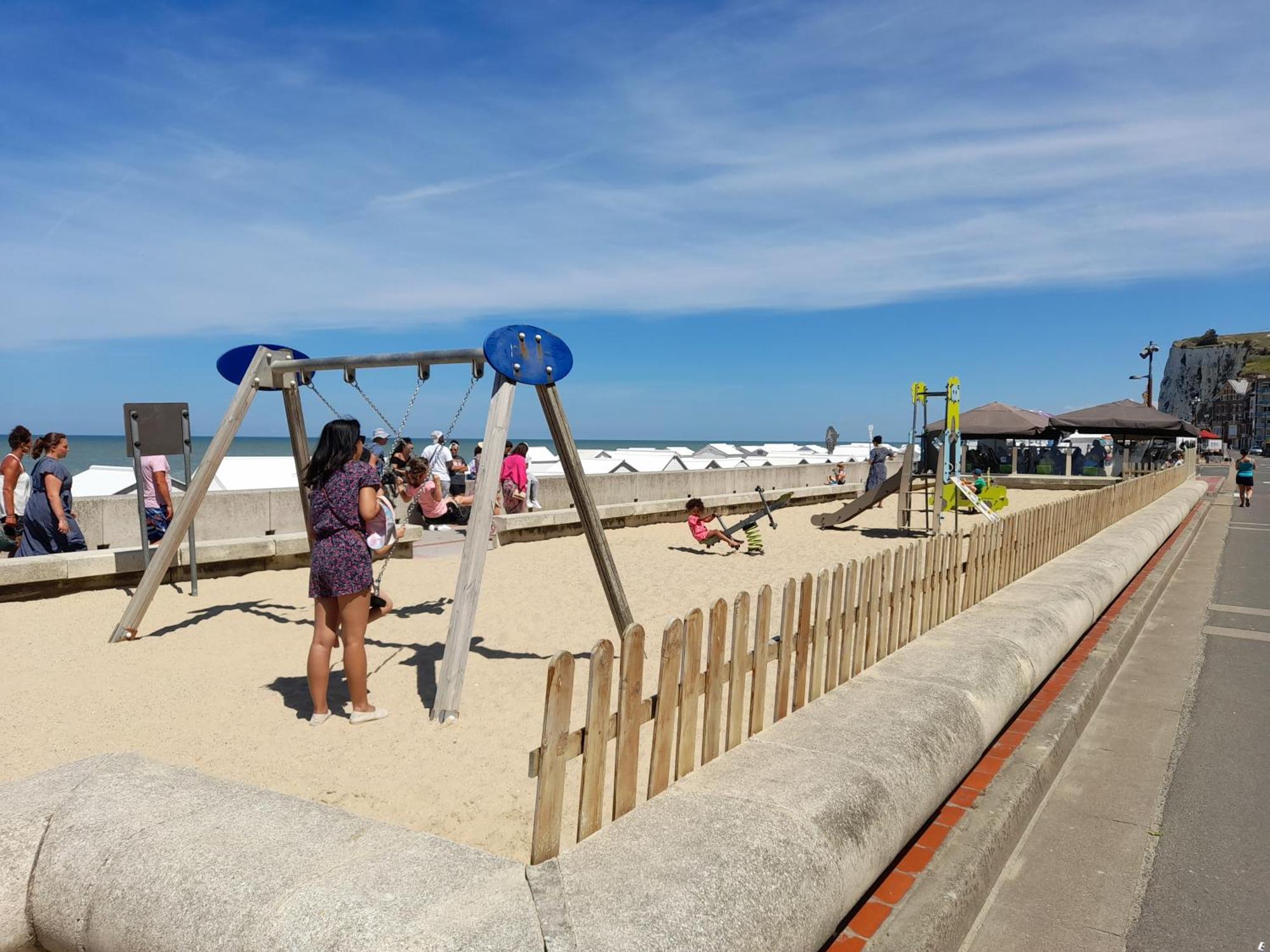 "Le Juguili" 46M2 En Front De Mer - 4 Personnes - Animaux Ok - Entierement Renove - Haut De Gamme - Wifi Mers-les-Bains Exterior photo